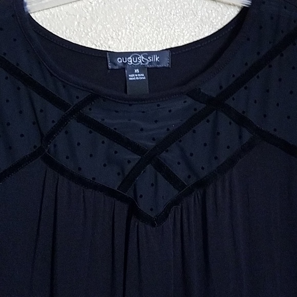 Top - Picture 2 of 4